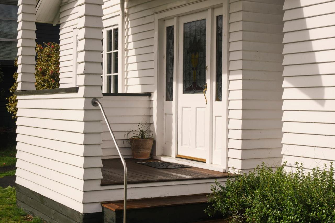 Victorian Designs - Spacious Home In Rotorua Central Exterior foto